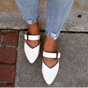 NIB White Tortoise Shell Buckle Loafers